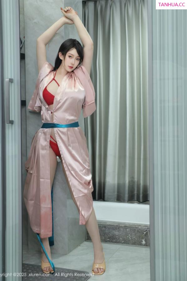   [XiuRen]高清写真图 2025.09.03 No.10724 李沁恩lrene 红色比基尼第14张图片